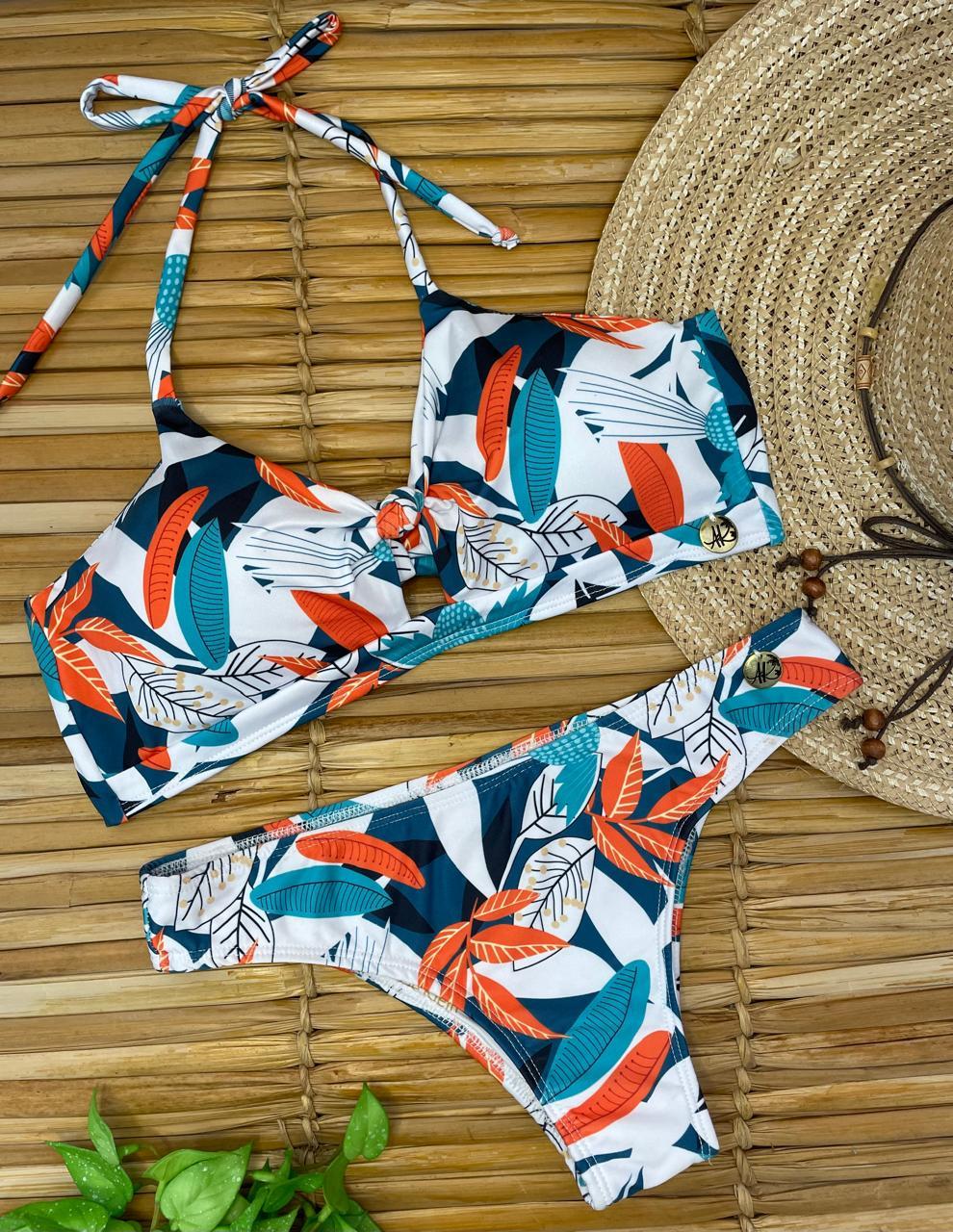 Biquíni Um Nó Calcinha Tradicional